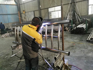 不銹鋼復(fù)合管 不銹鋼復(fù)合管